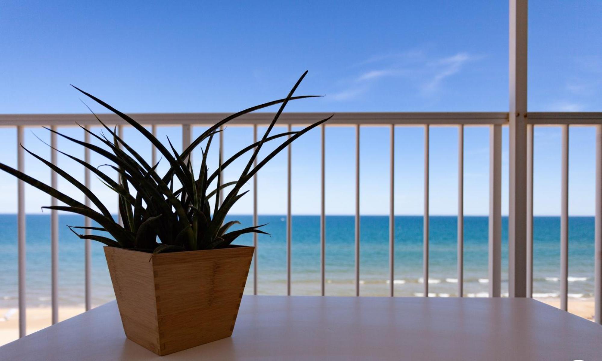 Apartamento Primera Linea De Playa Bellreguard Exterior foto